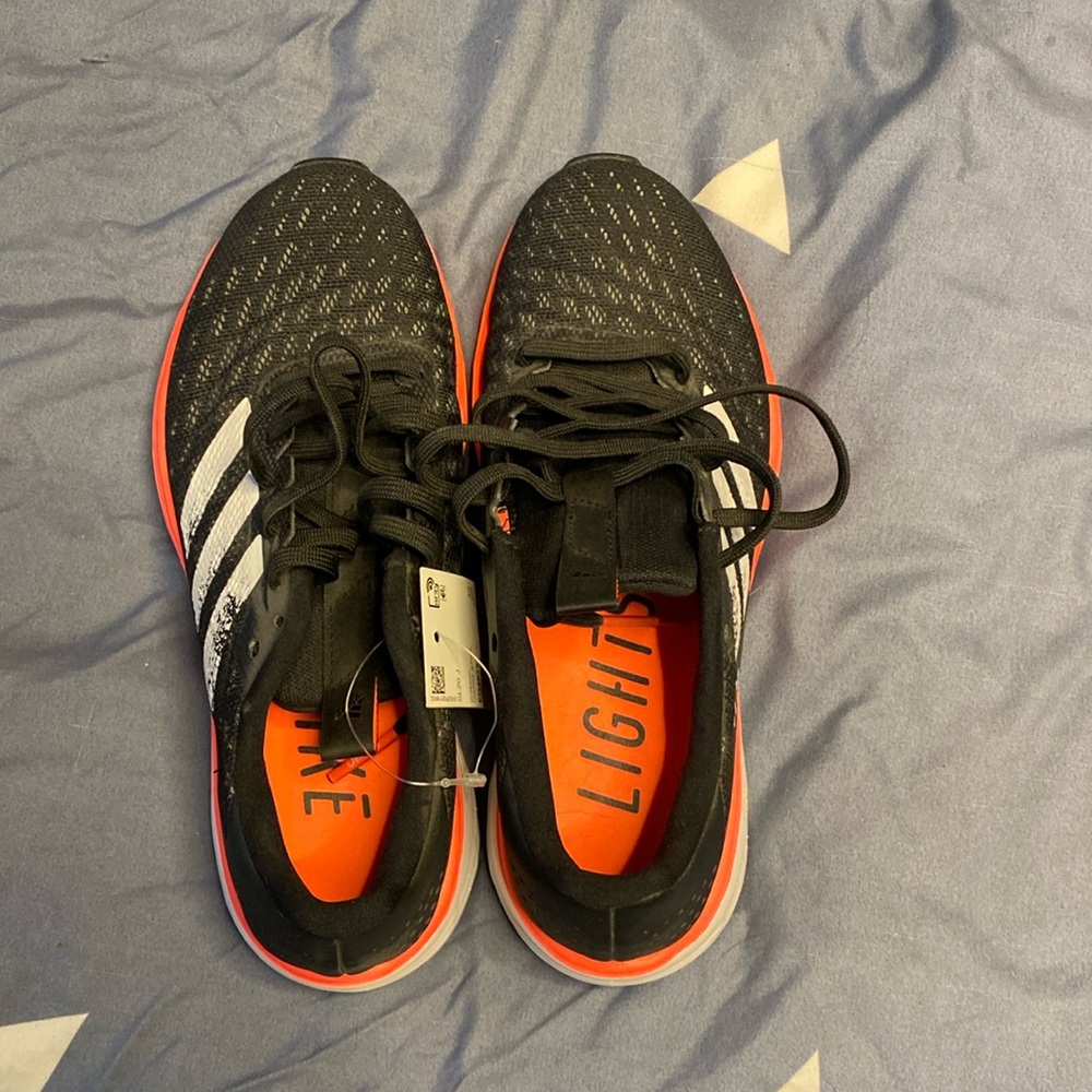 New with tags adidas lightning strike SL20